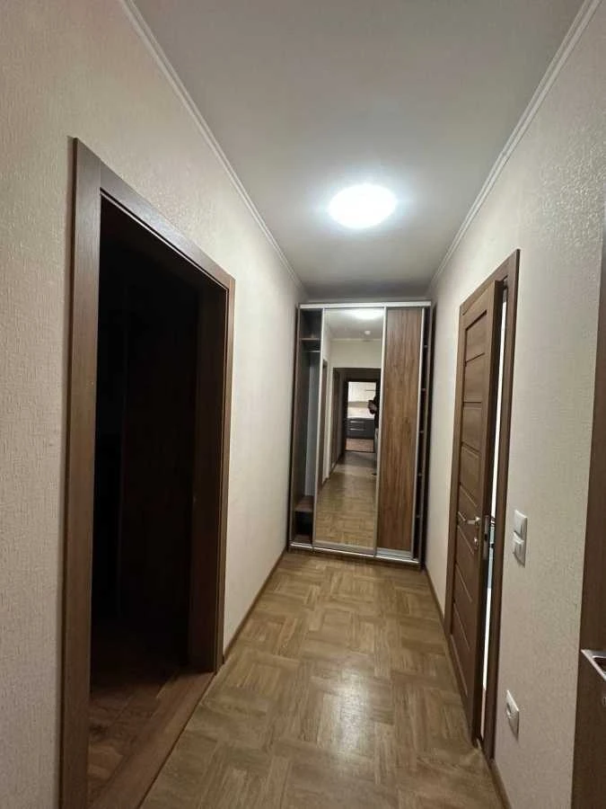 Продаж 2-кімнатної квартири 72.2 м², Коноплянська вул., 22Б