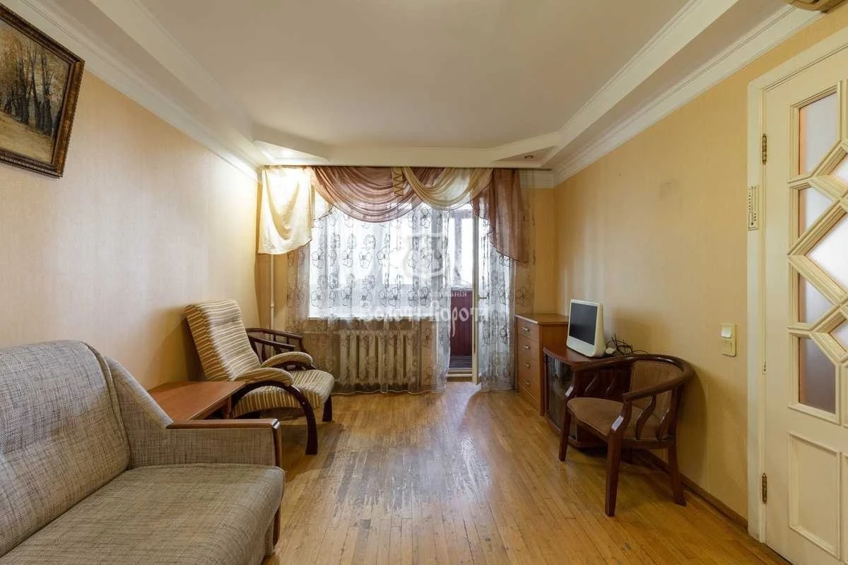 Продаж 1-кімнатної квартири 32.1 м², Князів Острозьких, 36