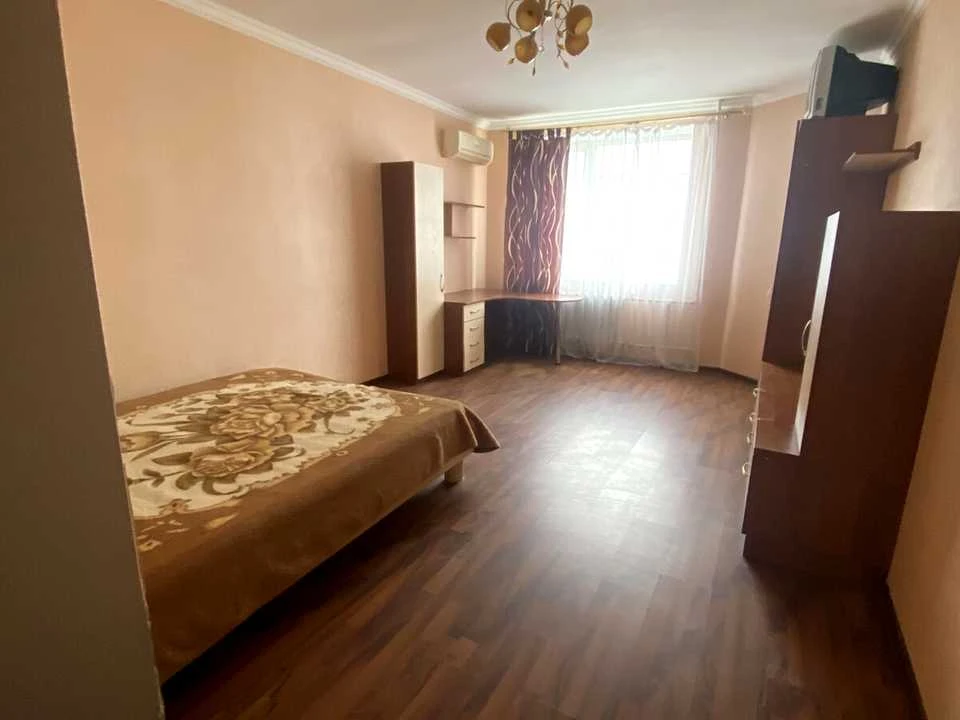 Квартира. Одеса, Євгена Чикаленка вул.