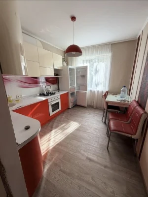 Продається 2-кімнатна квартира по вул.Рубана Хортицький р-н
