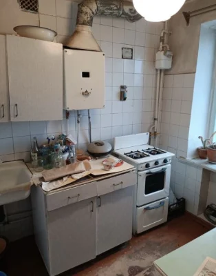 Продам 1 кімнатну квартиру