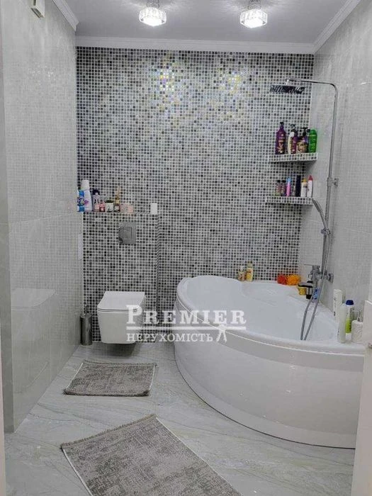 Продам 3-х кімнатну квартиру