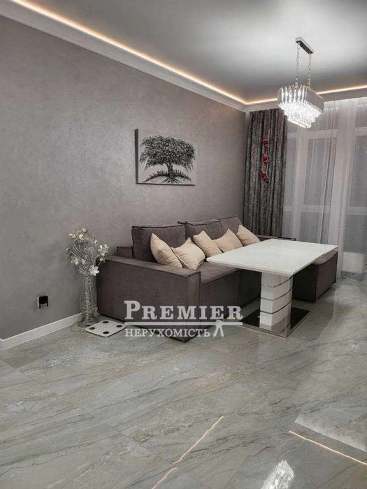 Продам 3-х кімнатну квартиру