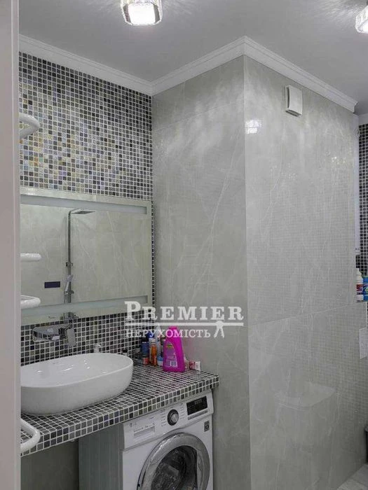 Продам 3-х кімнатну квартиру