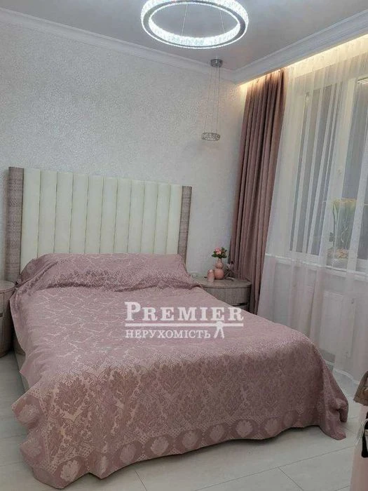 Продам 3-х кімнатну квартиру