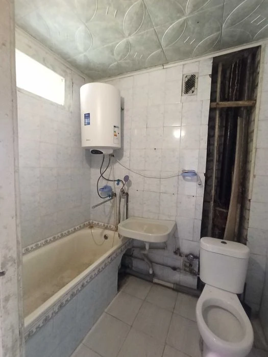 For sale 1-room apartment in Severny district, Dobrobativ street, Trash shopping center