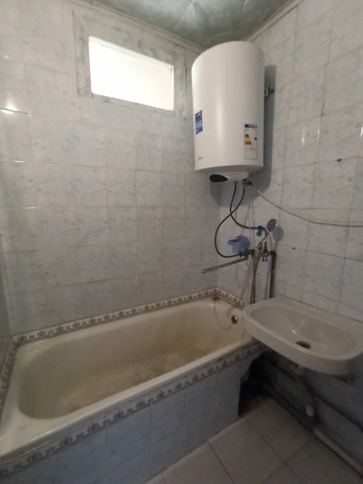 For sale 1-room apartment in Severny district, Dobrobativ street, Trash shopping center