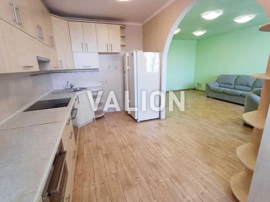 For sale 3-room apartment 105m2. 3a Osvity St. Sevastop