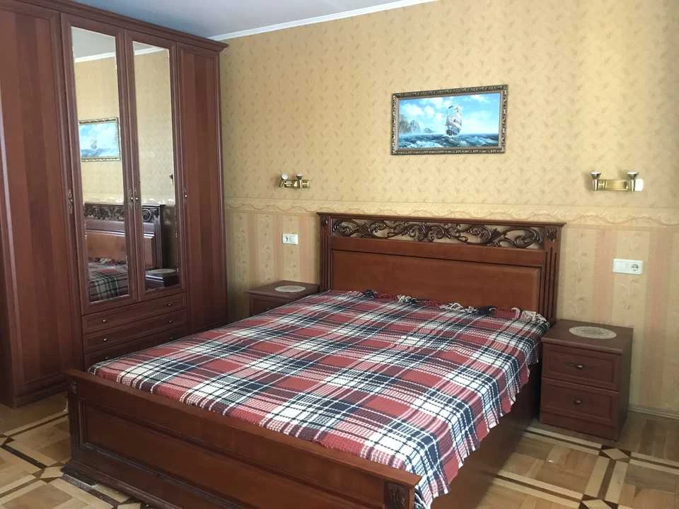 Квартира. Київ, Антоновича вул. (Горького)