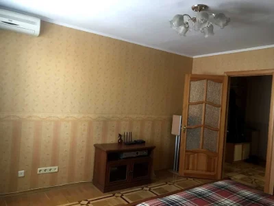 Квартира. Київ, Антоновича вул. (Горького)