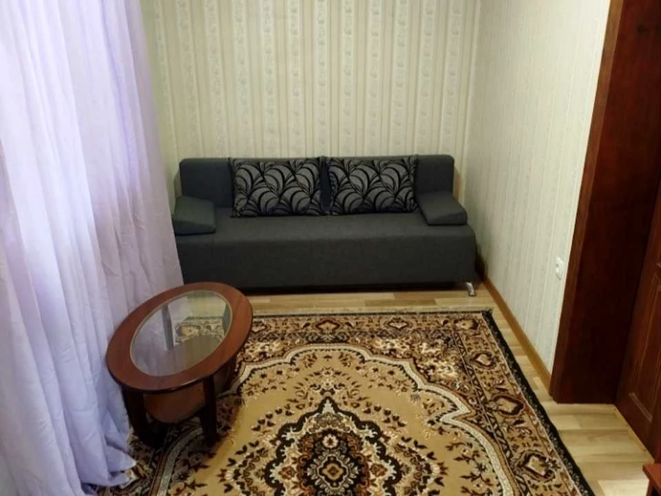 Будинок. Київ, Артезіанський пров.