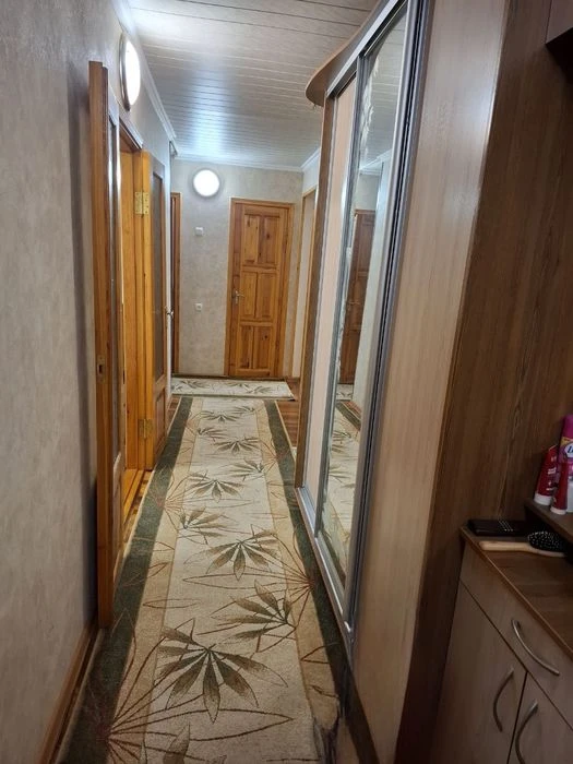 Продається 3-кімнатна квартира по вул Б Будівельників Хортиц