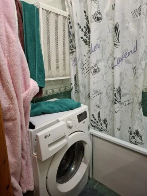 Продається 3-кімнатна квартира по вул Б Будівельників Хортиц