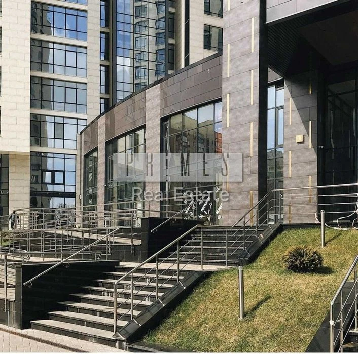Продаж унікальної квартири 165м2  та два паркомісця в ЖК Пар