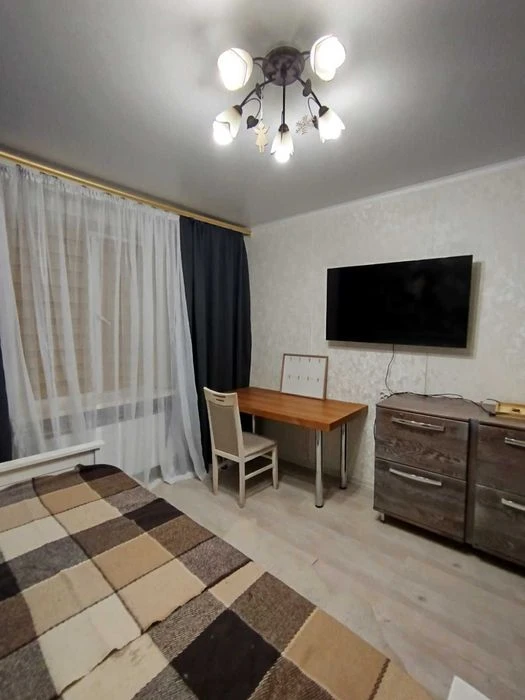 Терміново! 2к.кв. з ремонтом та меблями на безпечному поверс