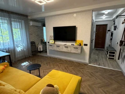 Квартира. Запоріжжя, Космічна вул.