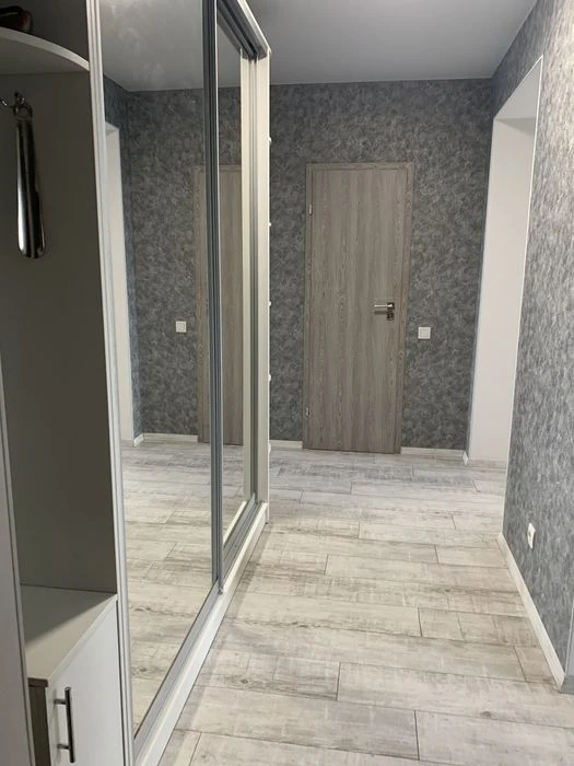 Продам 2х кімнатну квартиру 70 кв. м з автономним опаленням