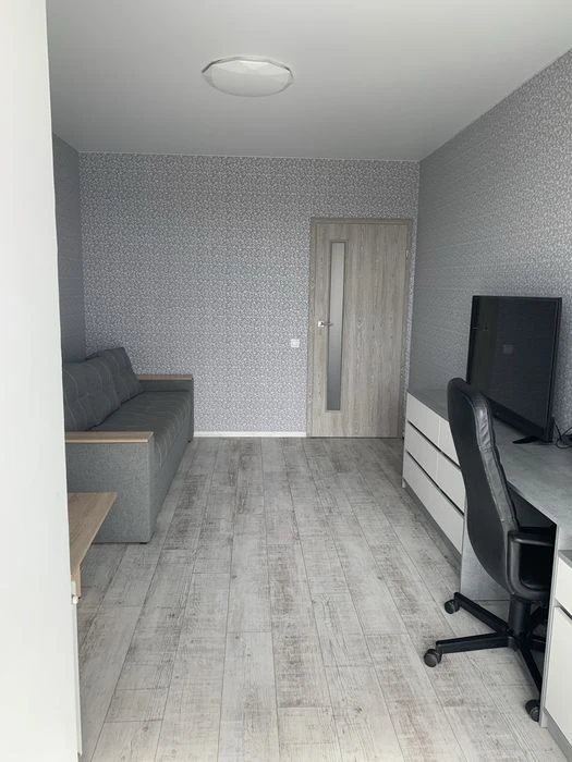 Продам 2х кімнатну квартиру 70 кв. м з автономним опаленням