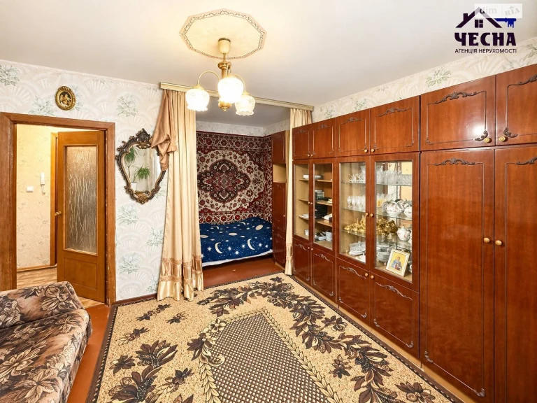 Продаж Квартира Свердловський масив