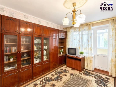 Продаж Квартира Свердловський масив