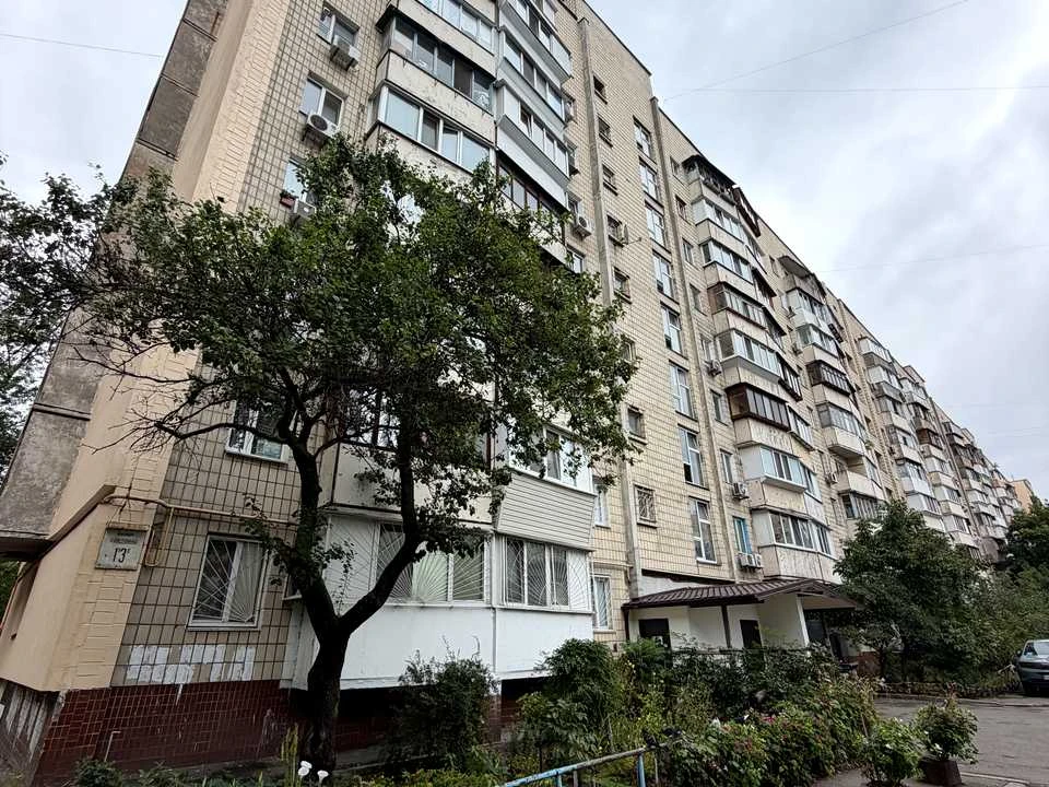 Квартира. Київ, Райдужна вул.