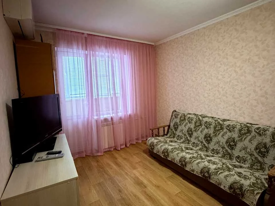 Квартира. Київ, Райдужна вул.