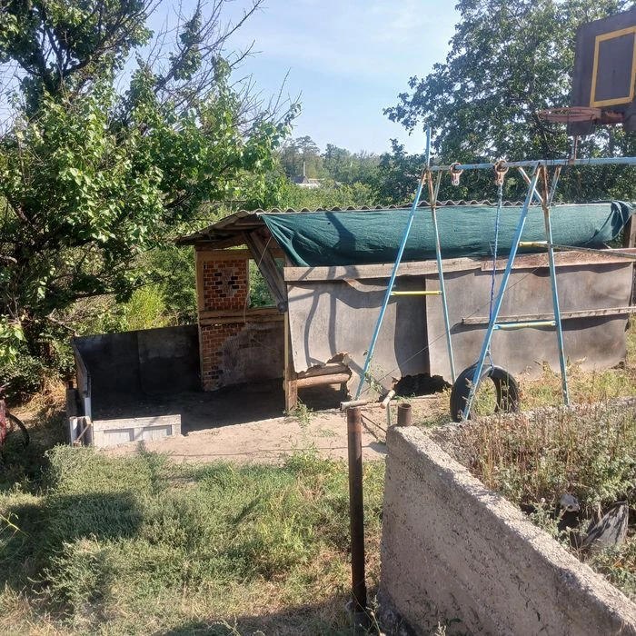 Продам дом район космос остановка южный рынок