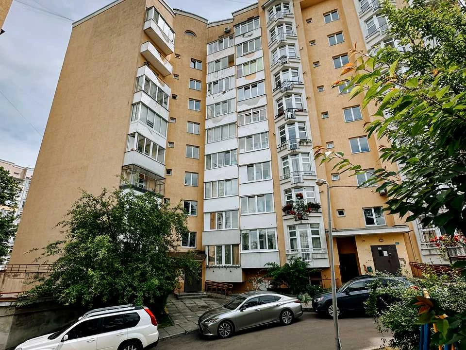 Квартира. Львів, Плугова вул.