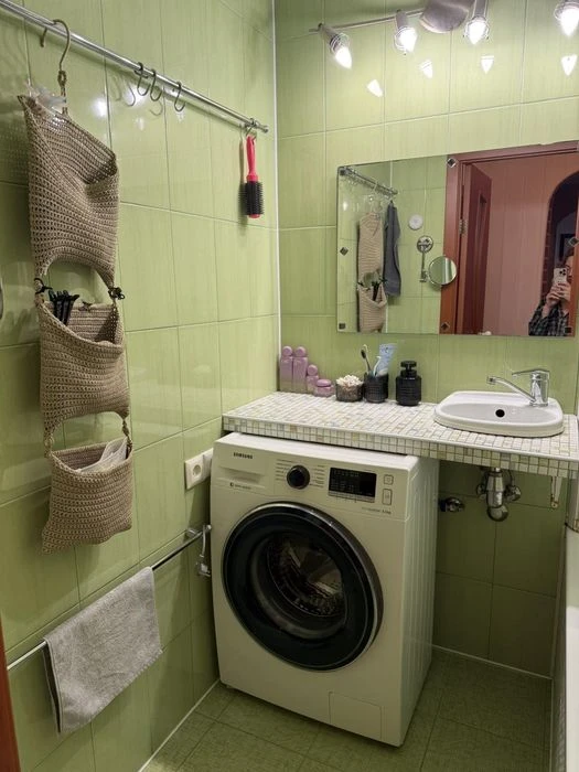 Продається 3х кімн.кв. 70/41.7/7.4 ,ул.Тростянецька 8б, 9/10