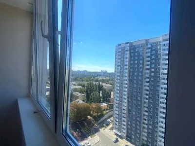 Квартира. Київ, Сім'ї Кульженків вул. (Петра Дегтяренка)
