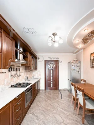 Продаж 2к вул. Плугова, бічна Мазепи
