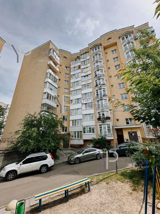 Продаж 2к вул. Плугова, бічна Мазепи