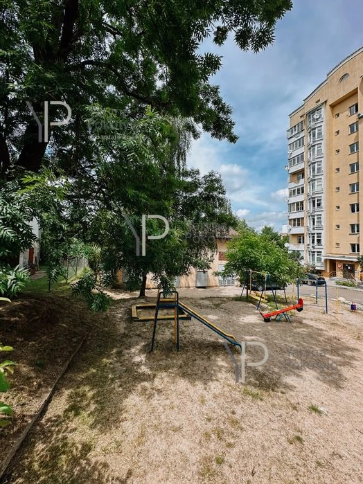 Продаж 2к вул. Плугова, бічна Мазепи