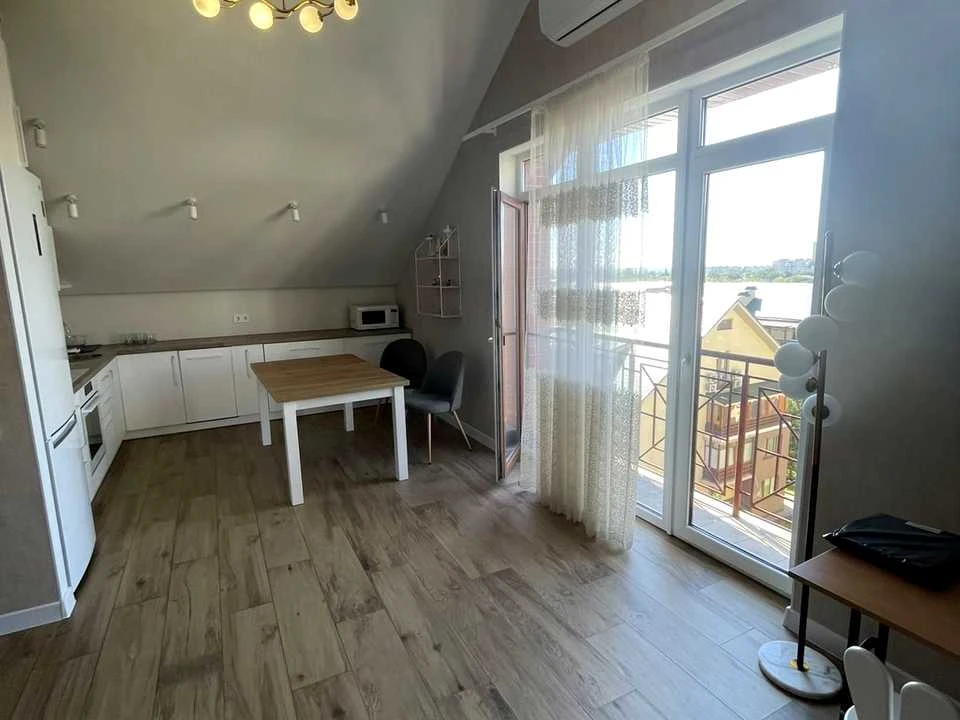 Квартира. Запоріжжя, Дніпровські Пороги вул.