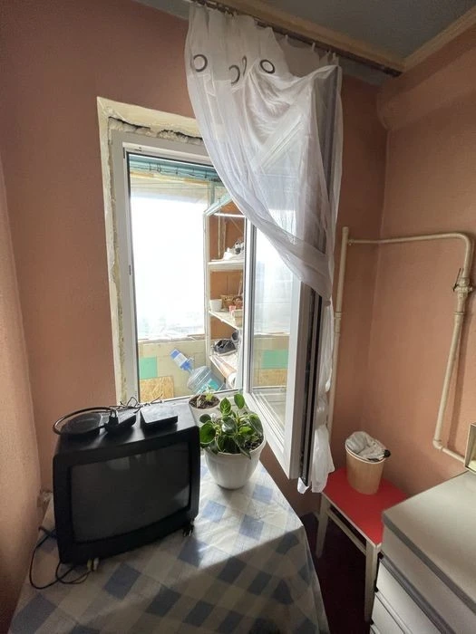 Продаж 1к квартири Київ. Дніпровський район, вул Березнева 3
