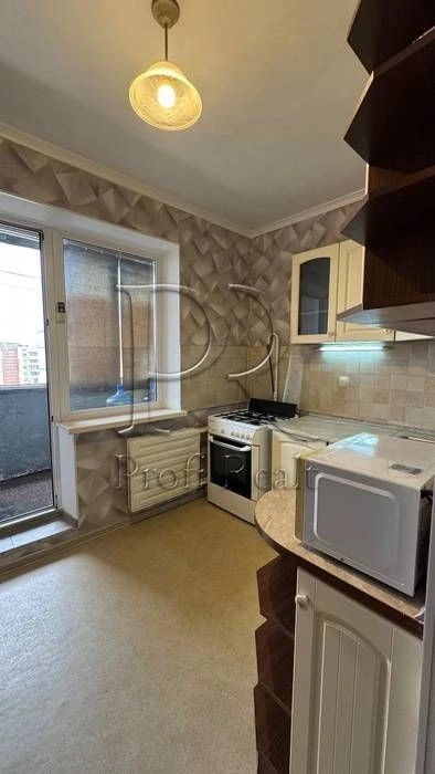 Продаж 1 кімн. квартири Оболонь, вул. Героїв Дніпра