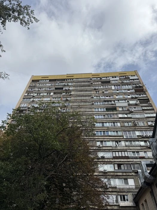 Продаж 1-ної квартири,БЕЗ КОМІСІЇметро Олімпійська,Велика Ва