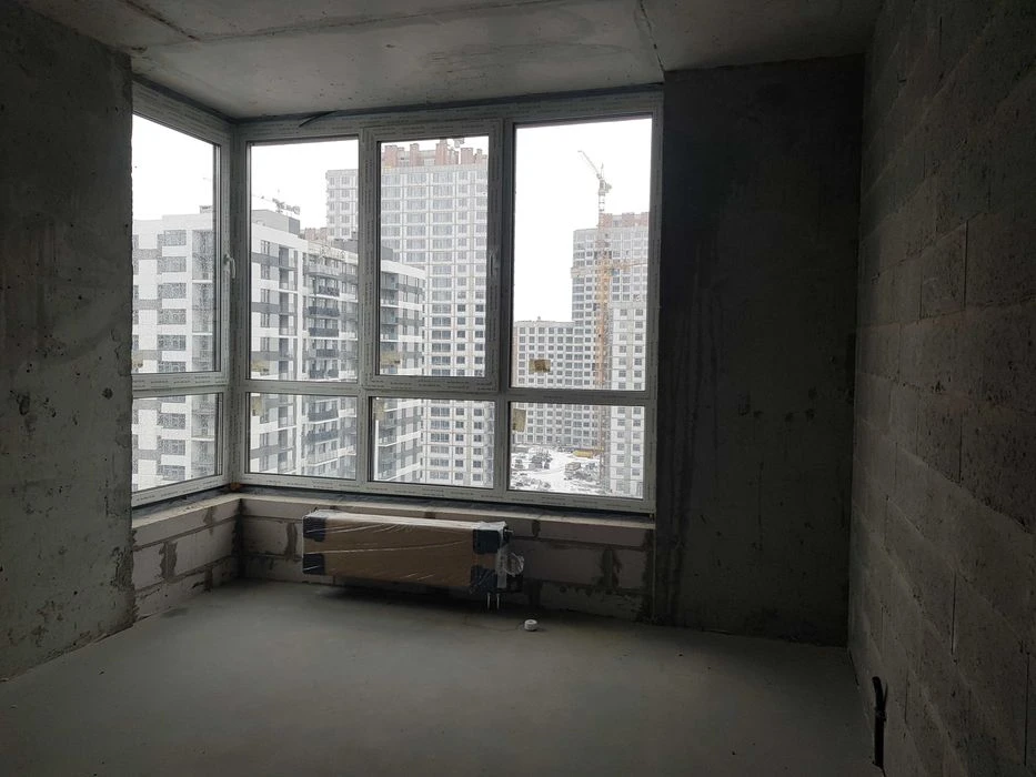 Продам свою 2 к.квартиру, ЖК Варшавський