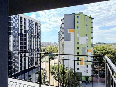 Квартира. Івано-Франківськ, Героїв Миколаєва вул., (Будинок
