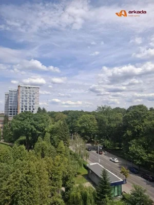 Продам 2 кімнатну повноцінну квартиру в найкращому ЖК біля о