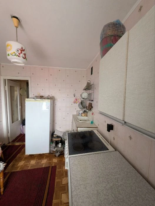 Продаю 1 кім квартиру по вул Василя Черновія,14(Гагаріна)