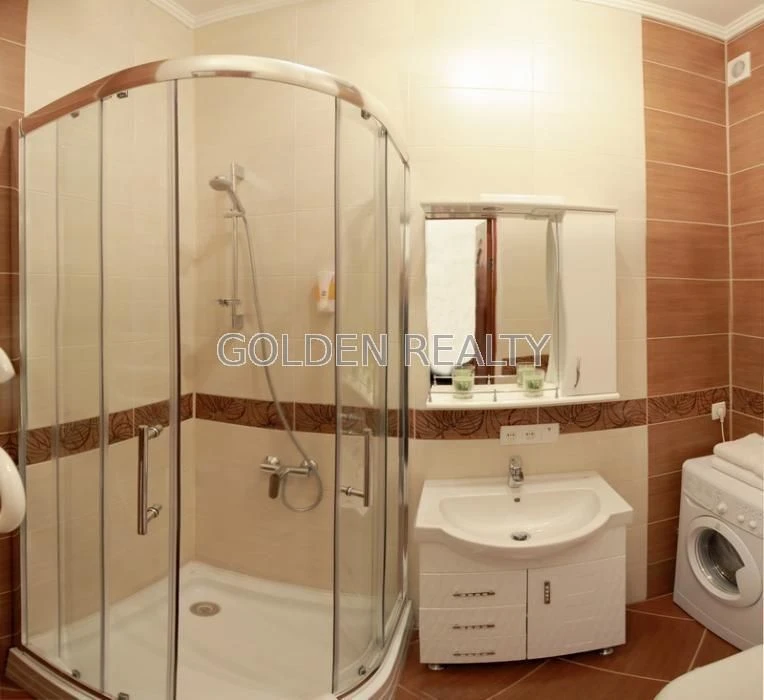 Продаж 2-кімнатної квартири в центрі міста | вул. Адміральсь