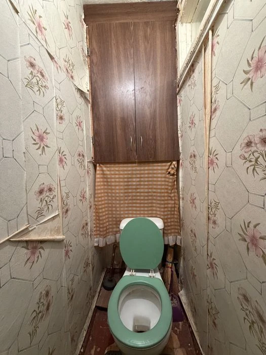 В продажу 3 к к в Центрі / вул. Робоча ( Сухий Фонтан )