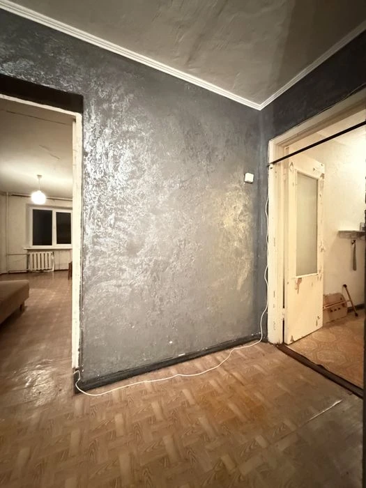 В продажу 3 к к в Центрі / вул. Робоча ( Сухий Фонтан )