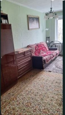 Продаётся 2 ком квартира 3я слободская