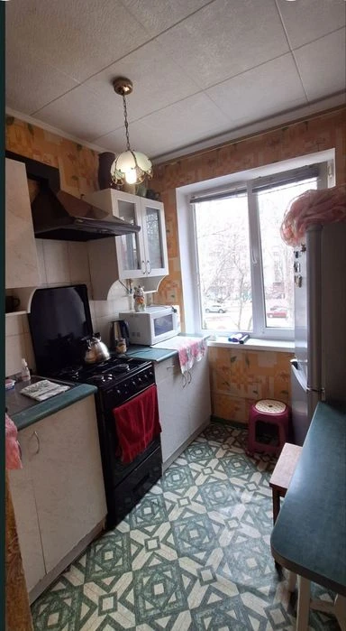 Продаётся 2 ком квартира 3я слободская