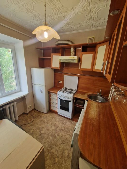 Продам 1 кімнатну квартиру. Вул. Довженка.