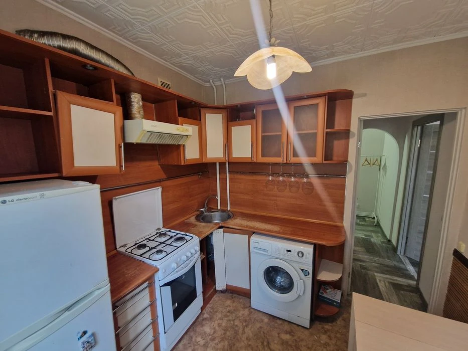 Продам 1 кімнатну квартиру. Вул. Довженка.