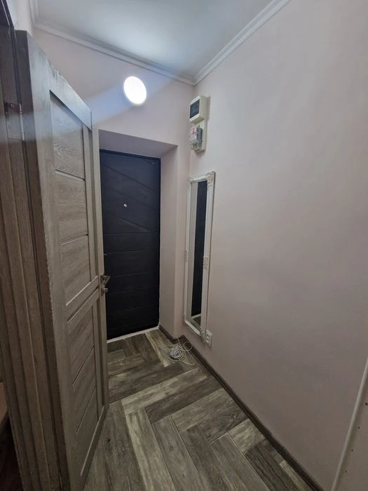 Продам 1 кімнатну квартиру. Вул. Довженка.