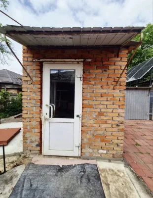 Продам частину Будинку в центрі міста вул.Карабінерна
